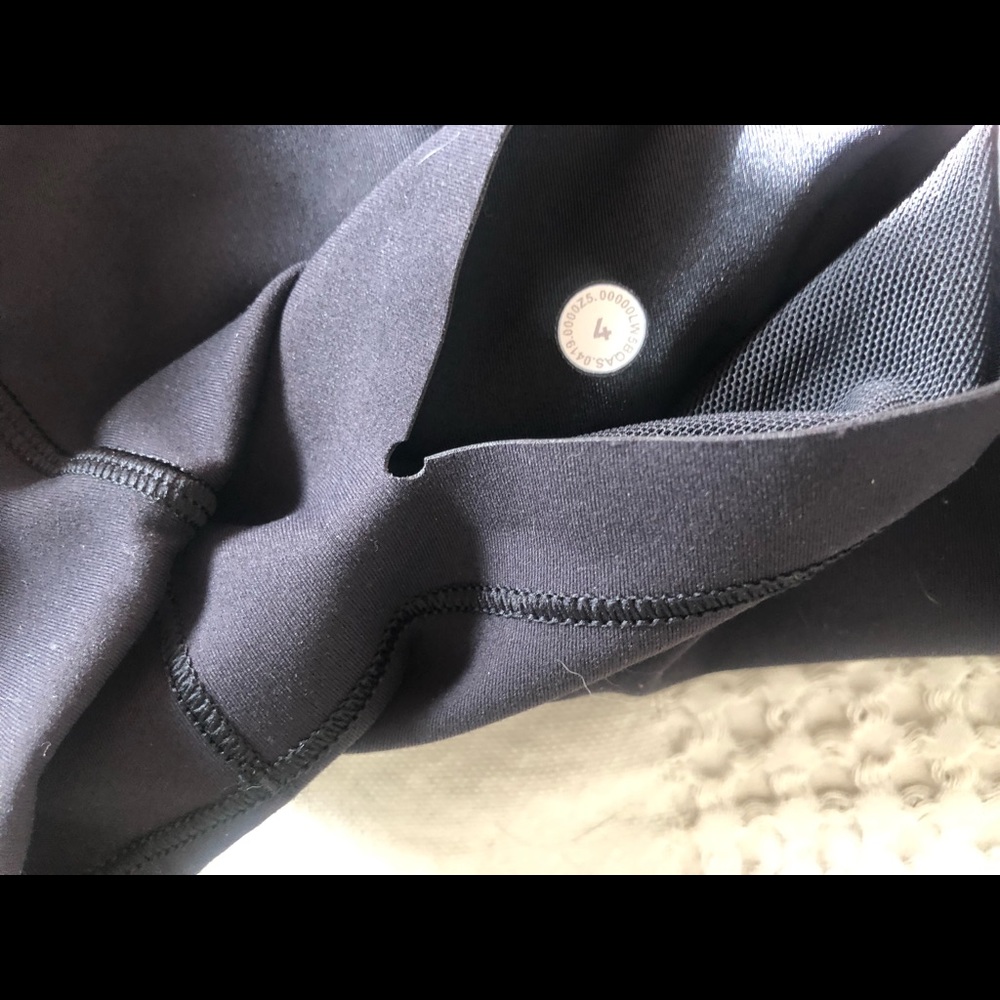 Lululemon In Movement Tight - Picture 5 of 5